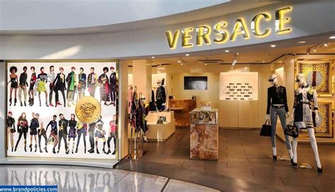 versace retour|versace returns from canada.